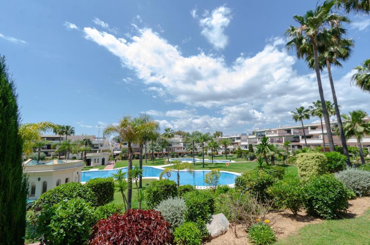 Appartamento Stayatsas Luxe App Vlakbij Strand, 80 M2 Terras, Grote Zwembaden