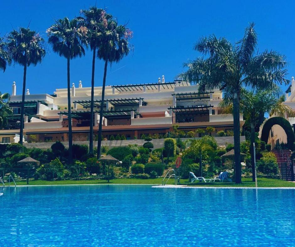 Apartment Stayatsas Luxe App Vlakbij Strand, 80 M2 Terras, Grote Zwembaden Marbella